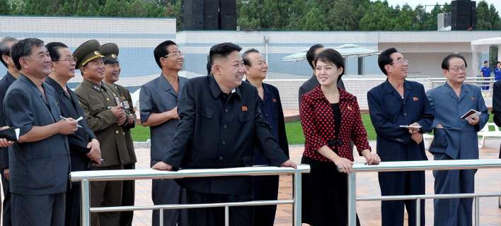 Ποια είναι η μυστηριώδης γυναίκα του Κιμ Γιονγκ Ουν, που εξαφανίζεται και εμφανίζεται ξαφνικά [εικόνες]